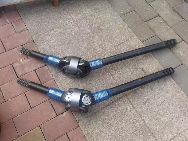 Universal joint cross shaft assembly - Auto parts product image