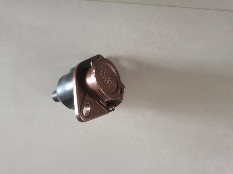 Seven hole socket/trailer seven core wire assembly/trailer air pipe, etc - Auto parts product from Longquan Yixingsheng Auto Parts Factory